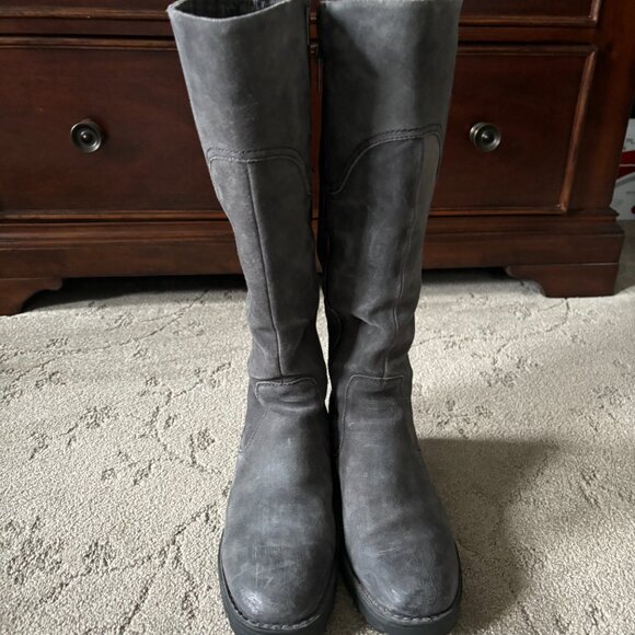 Born® Shoes - GORGEOUS! Born® Gabriella riding boots in distressed dark grey gray size 7.5